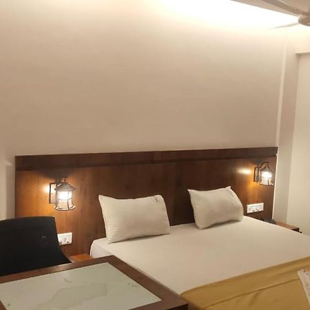Hotel Anvisha Executive Mangvadi Exterior photo